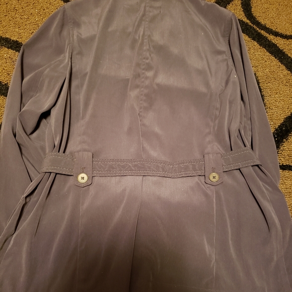 Dana Buchman blouse - Picture 2 of 3